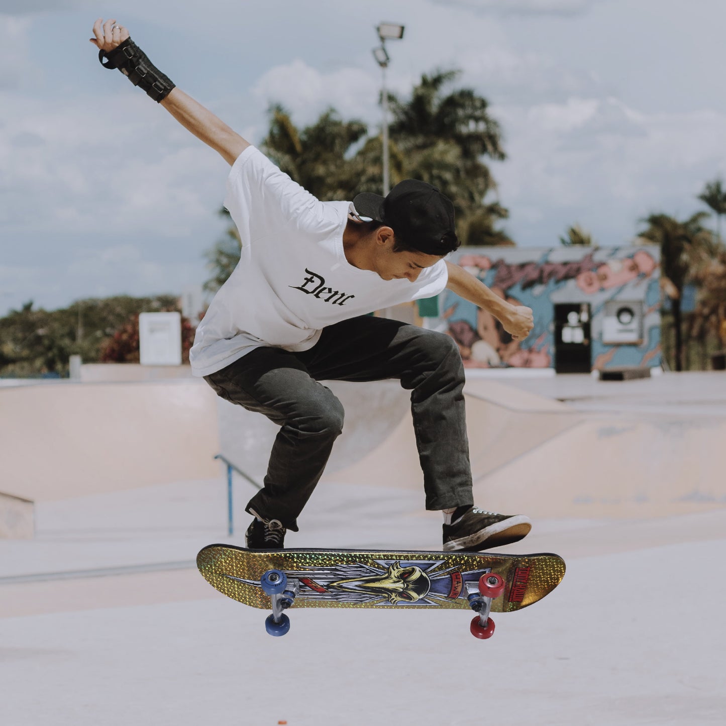 31” Metallic Gold Hawk Dagger Popsicle Skateboard, 50Mm X 30Mm Wheels, Kids Ages 5+