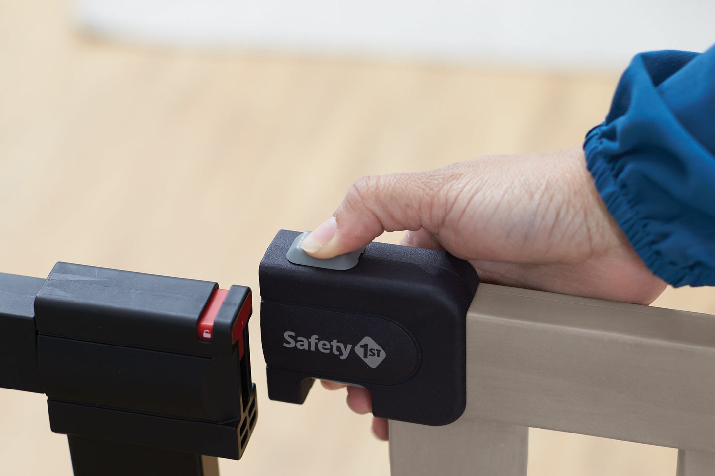 (2 Pack)  Wood-And-Metal Flat Slat Gate, Grey