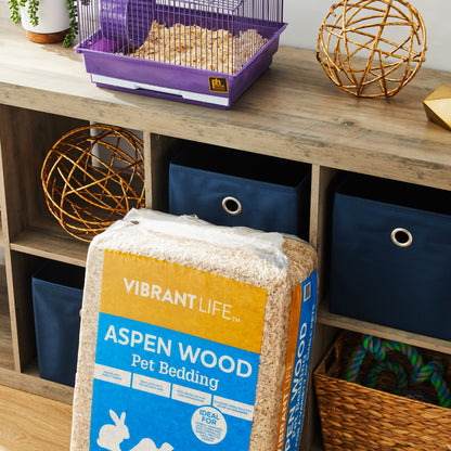 (4 Pack)  Aspen Wood Pet Bedding, 141 L Bag