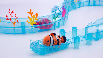 Zhuzhu Aquarium Motorized Fish Toy – Finnegan the Clown Fish - No Water, No Mess, All Fun
