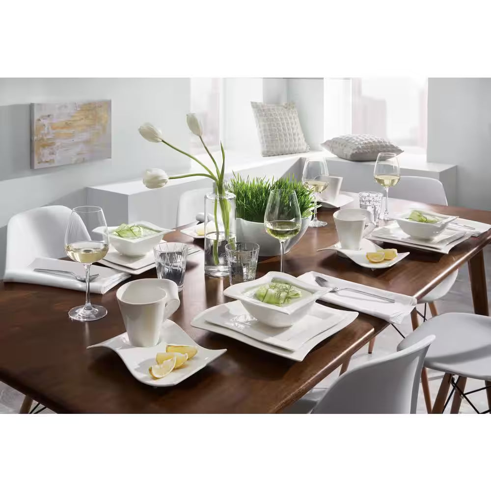 15.75 Oz. La Divina Red Wine Glass (Set of 4)